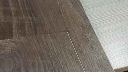 Skidproof PVC Spc Click Luxury Vinyl Flooring Planks for Apartment 